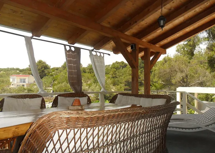 Venta * トロギール