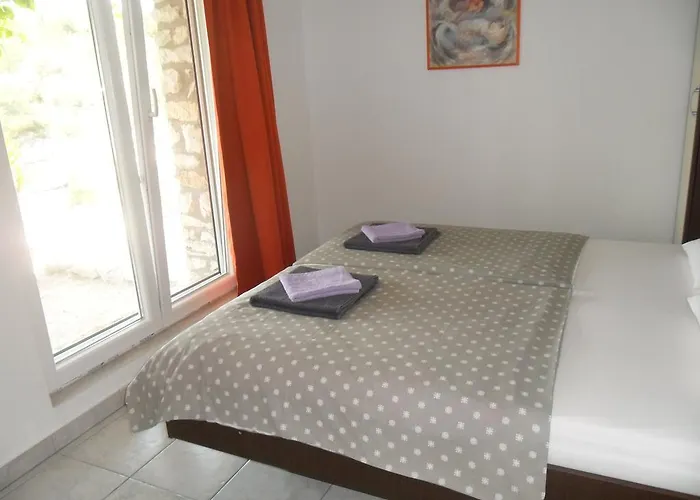 Venta トロギール